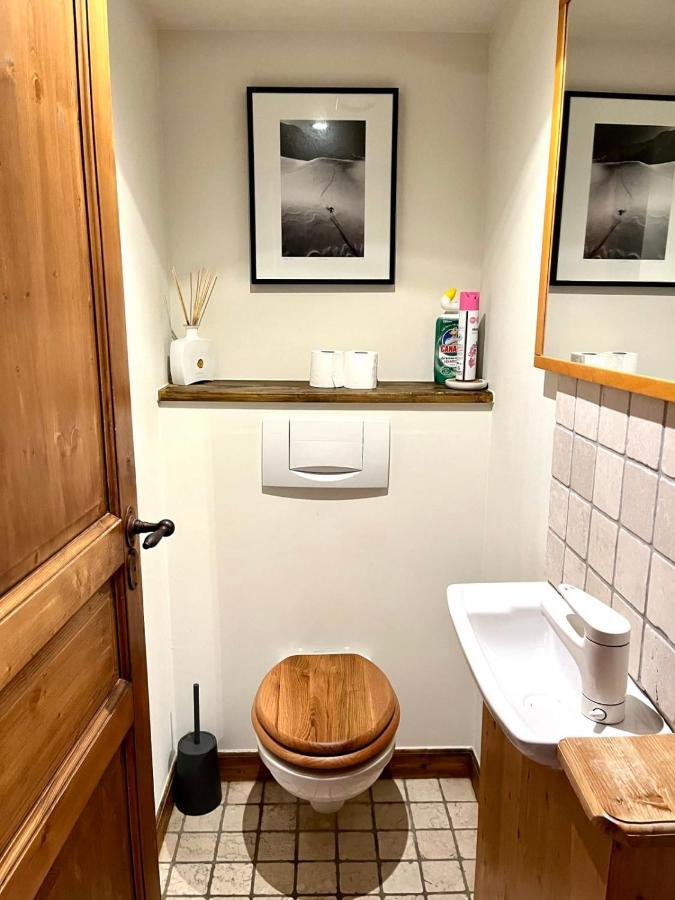 Chic And Cosy Apt With Balcony In Megeve Bagian luar foto
